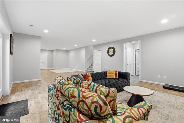 42522 STRATFORD LANDING DR, Brambleton, VA 20148