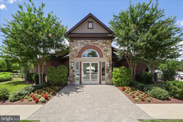 42522 STRATFORD LANDING DR, Brambleton, VA 20148