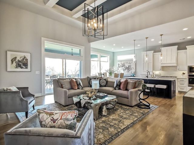 17308 Oakshire Street, Overland Park, KS 66221