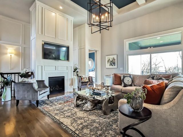 17308 Oakshire Street, Overland Park, KS 66221