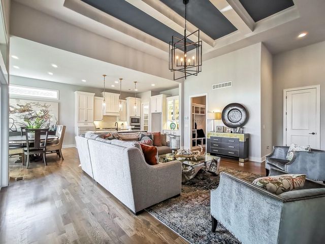 17308 Oakshire Street, Overland Park, KS 66221