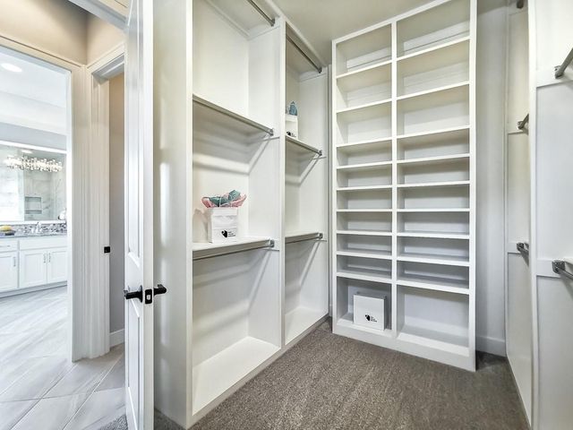 17308 Oakshire Street, Overland Park, KS 66221