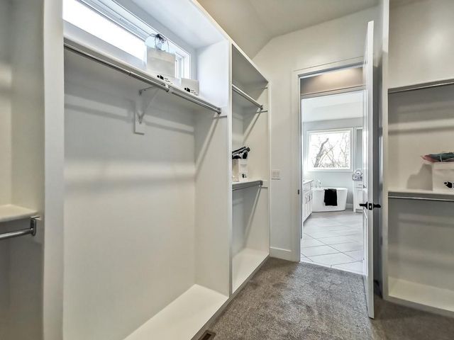 17308 Oakshire Street, Overland Park, KS 66221