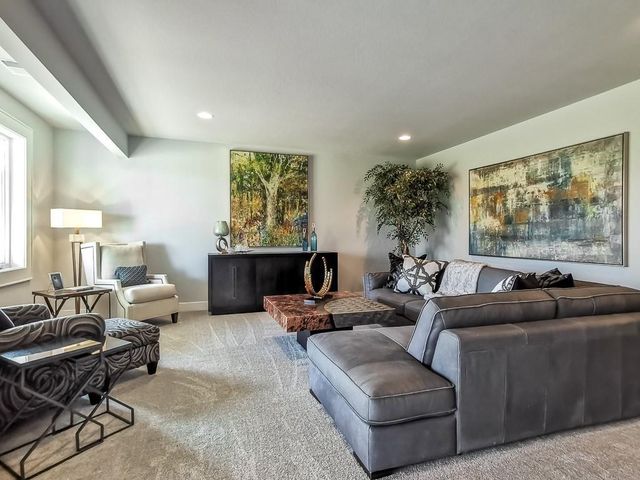 17308 Oakshire Street, Overland Park, KS 66221