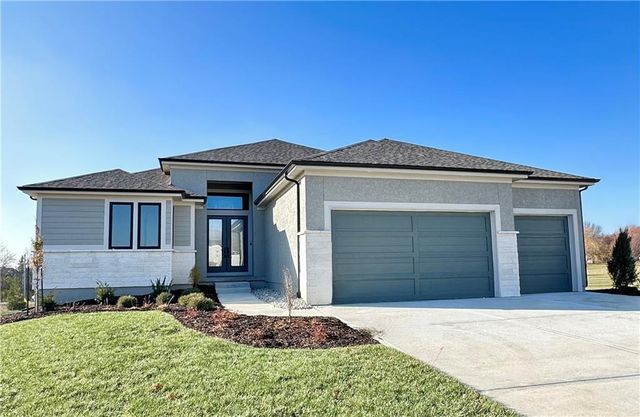 17308 Oakshire Street, Overland Park, KS 66221