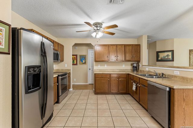 27011 Rustic Cabin, San Antonio, TX 78260