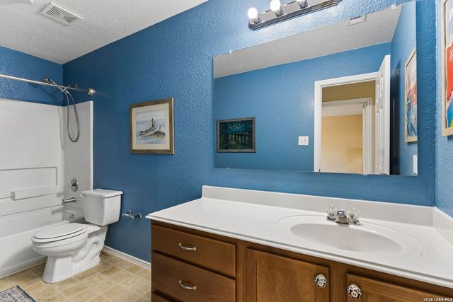 27011 Rustic Cabin, San Antonio, TX 78260