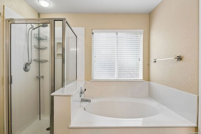 27011 Rustic Cabin, San Antonio, TX 78260