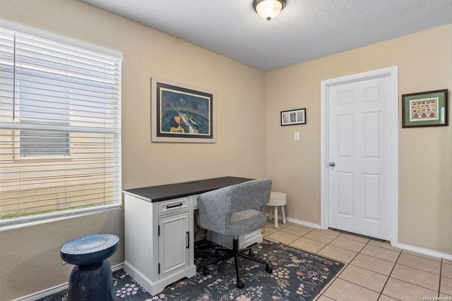 27011 Rustic Cabin, San Antonio, TX 78260