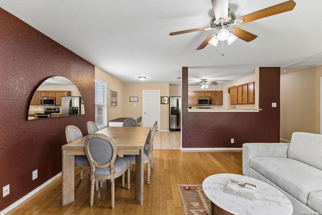 27011 Rustic Cabin, San Antonio, TX 78260