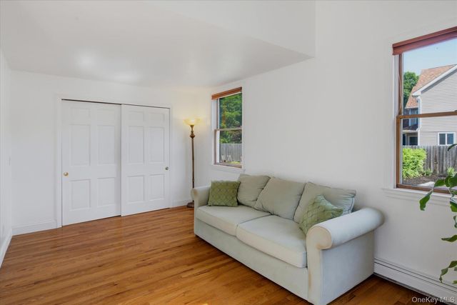 498 Miller Place Road, Miller Place, NY 11764