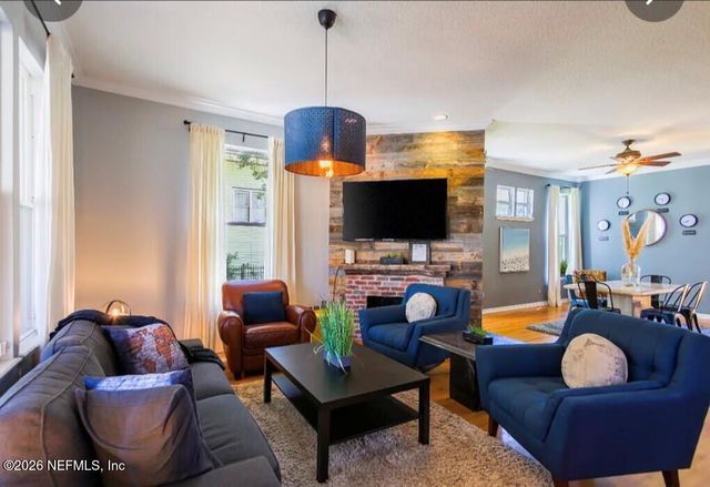 38 W 10TH Street, Jacksonville, FL 32206