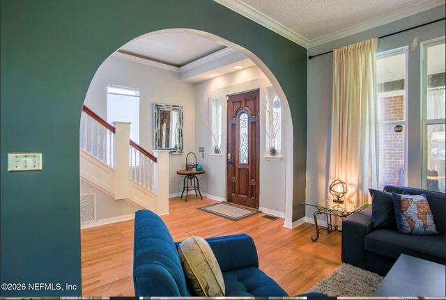 38 W 10TH Street, Jacksonville, FL 32206