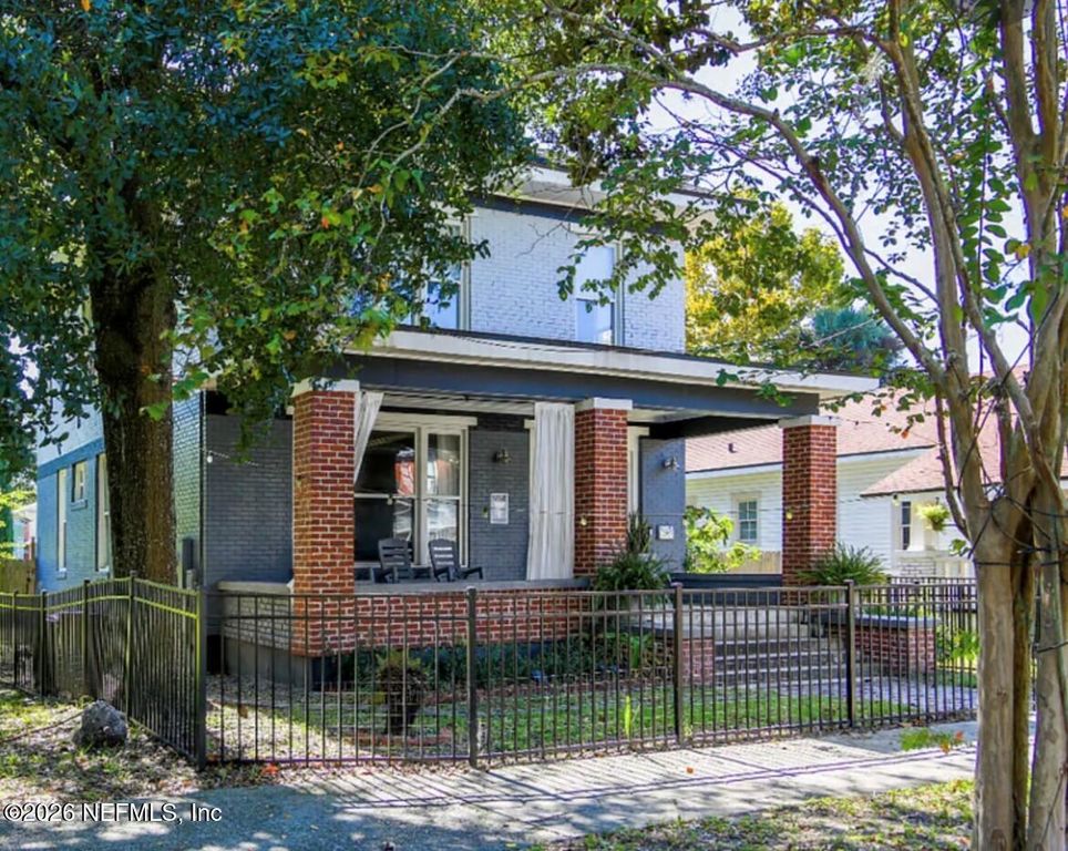 38 W 10TH Street, Jacksonville, FL 32206