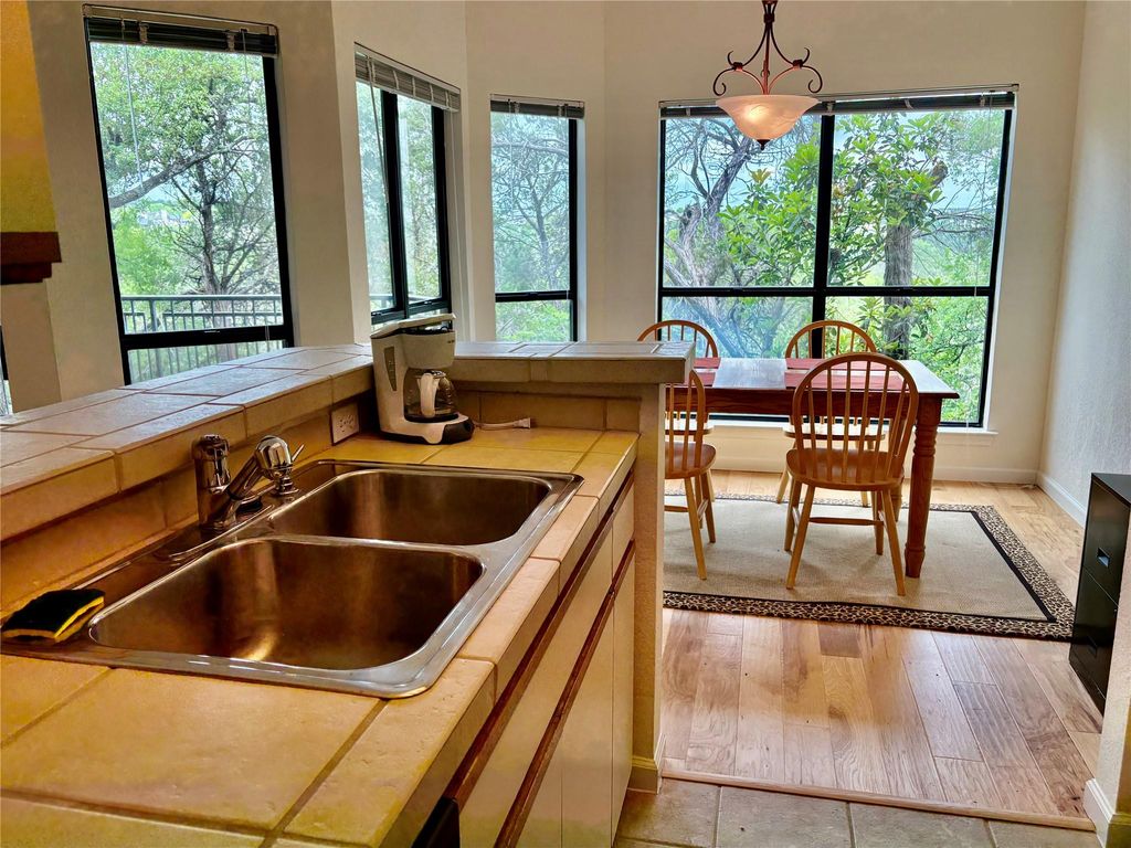 4711 Spicewood Springs RD 8-146, Austin, TX 78759