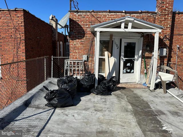 1192 YORKSHIP SQ, Camden, NJ 08104