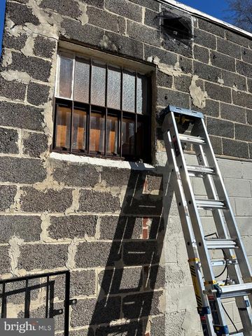 1192 YORKSHIP SQ, Camden, NJ 08104