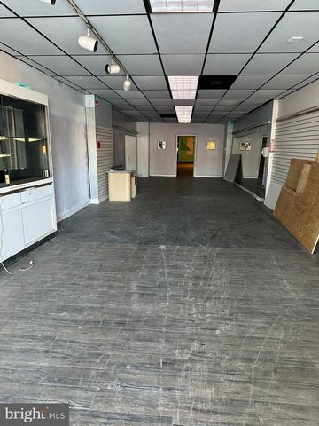 1192 YORKSHIP SQ, Camden, NJ 08104