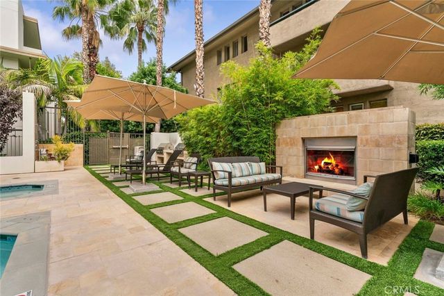 920 Granite Drive 117, Pasadena, CA 91101