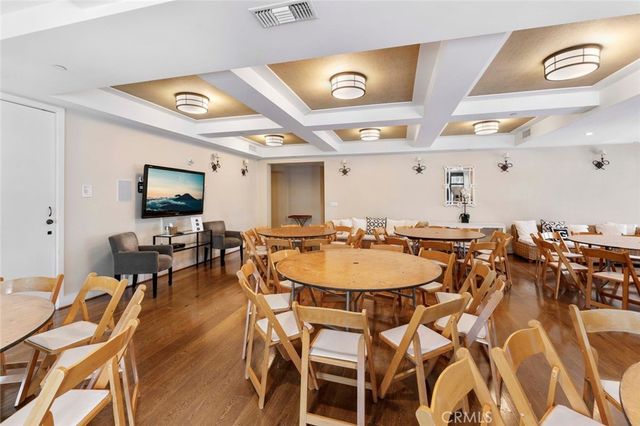920 Granite Drive 117, Pasadena, CA 91101