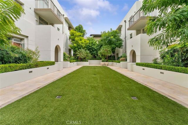920 Granite Drive 117, Pasadena, CA 91101