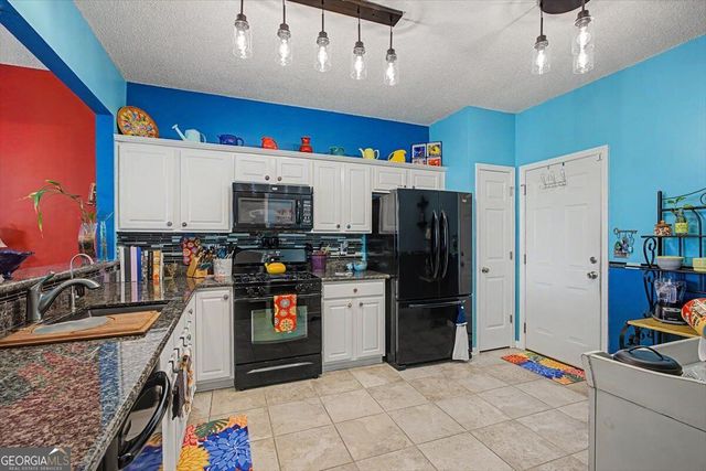 151 Regent Place, Woodstock, GA 30188