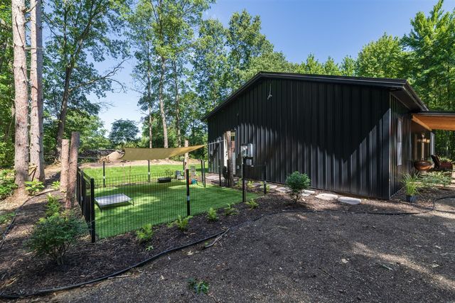 30996 22nd Street, Kalamazoo, MI 49009