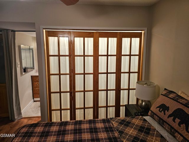 1081 COVE Road, Sevierville, TN 37876