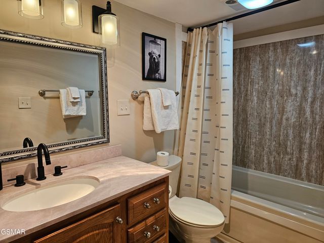 1081 COVE Road, Sevierville, TN 37876