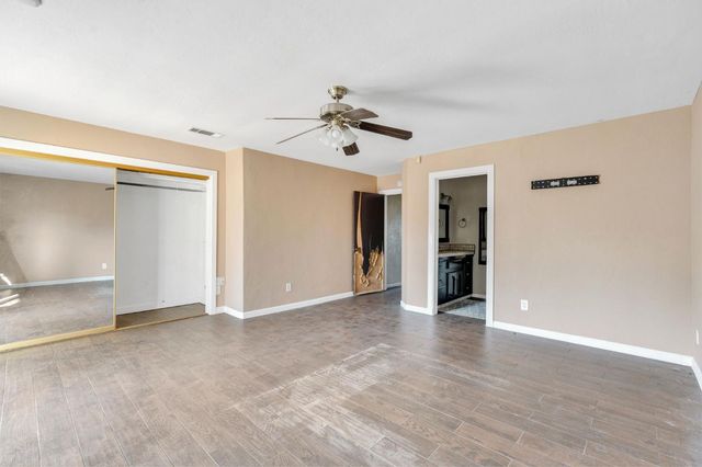 2146 N Maple Avenue, Fresno, CA 93703