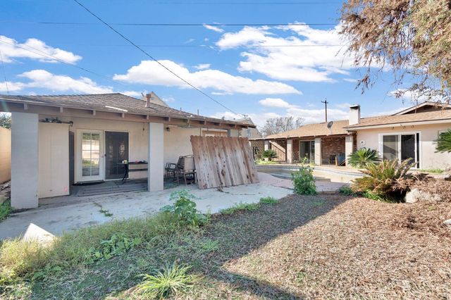 2146 N Maple Avenue, Fresno, CA 93703