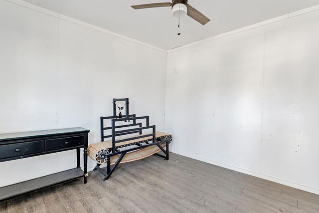 2146 N Maple Avenue, Fresno, CA 93703