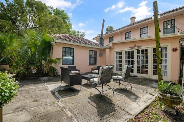 347 E 3RD AVENUE, Mount Dora, FL 32757