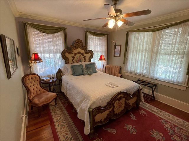 347 E 3RD AVENUE, Mount Dora, FL 32757