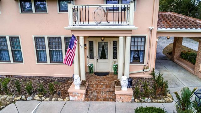 347 E 3RD AVENUE, Mount Dora, FL 32757