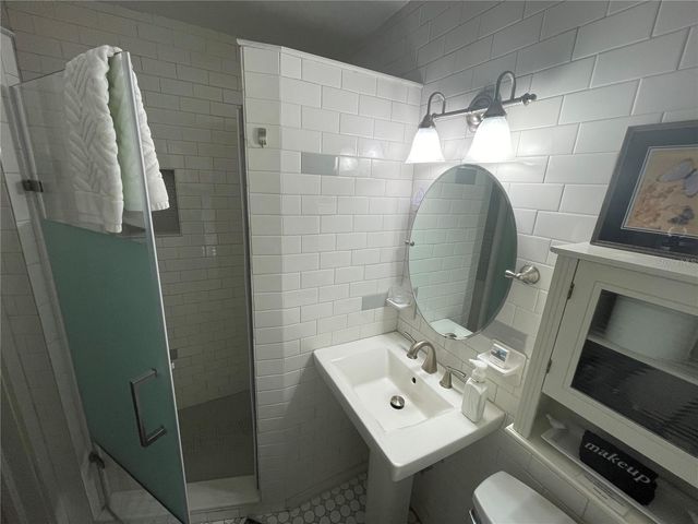 347 E 3RD AVENUE, Mount Dora, FL 32757