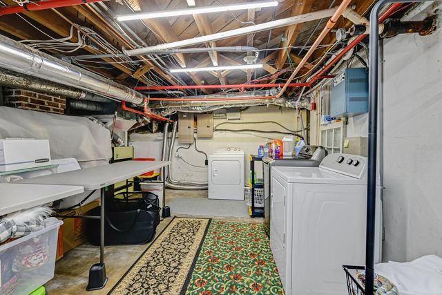 347 E 3RD AVENUE, Mount Dora, FL 32757