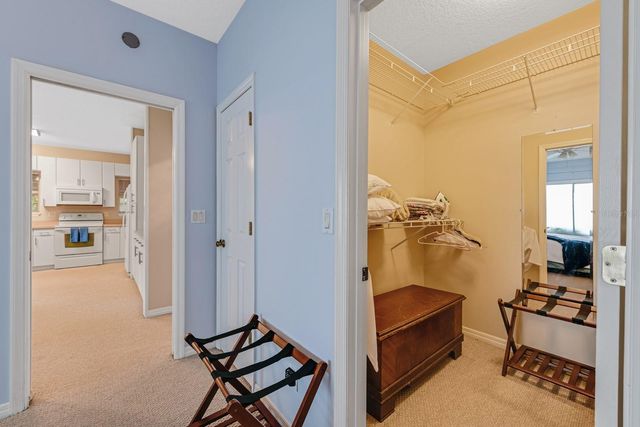 347 E 3RD AVENUE, Mount Dora, FL 32757