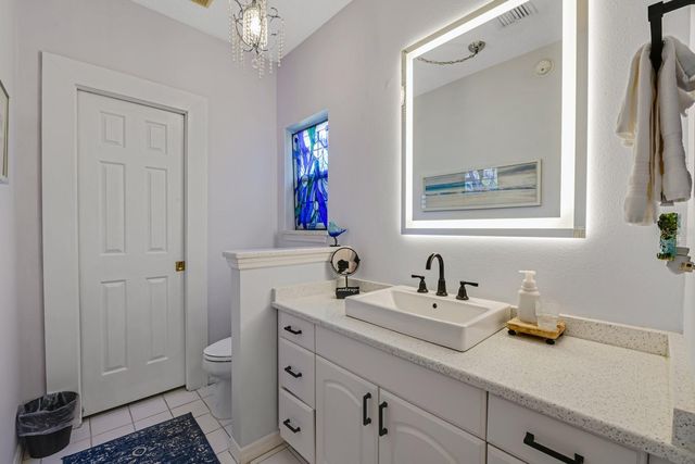 347 E 3RD AVENUE, Mount Dora, FL 32757