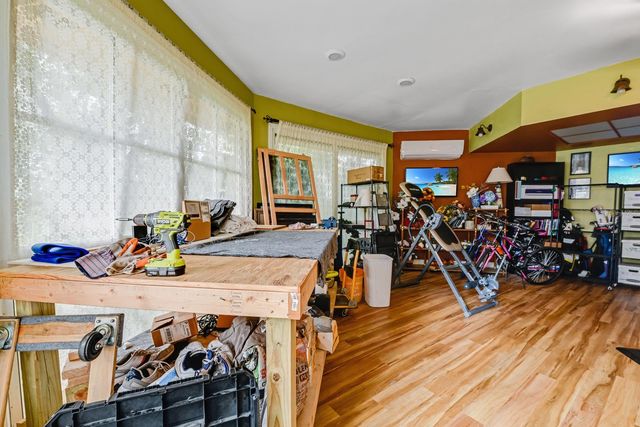 347 E 3RD AVENUE, Mount Dora, FL 32757