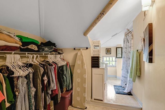 347 E 3RD AVENUE, Mount Dora, FL 32757