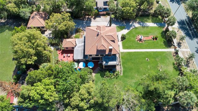 347 E 3RD AVENUE, Mount Dora, FL 32757