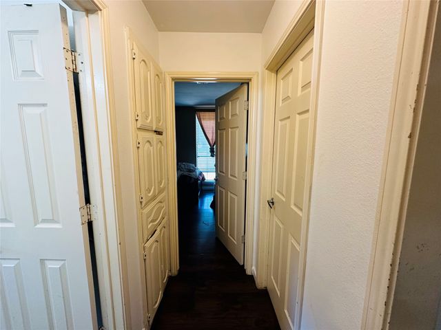 6728 Parkwood Drive, North Richland Hills, TX 76182