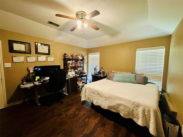 6728 Parkwood Drive, North Richland Hills, TX 76182