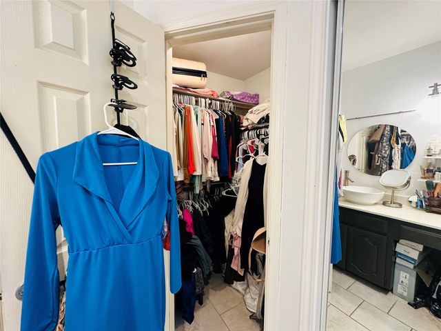 6728 Parkwood Drive, North Richland Hills, TX 76182