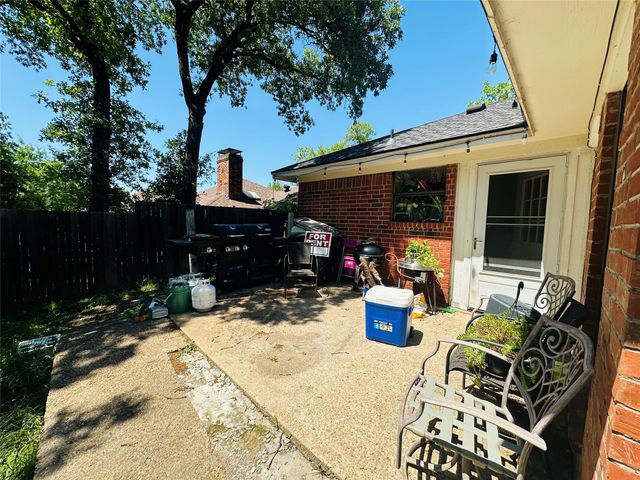 6728 Parkwood Drive, North Richland Hills, TX 76182