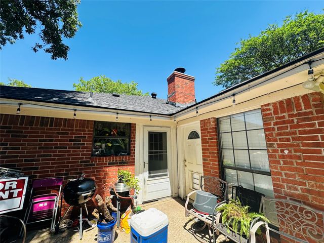 6728 Parkwood Drive, North Richland Hills, TX 76182