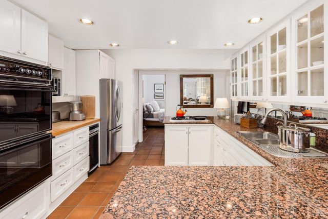 1760 Howell Mountain Rd, Angwin, CA 94508