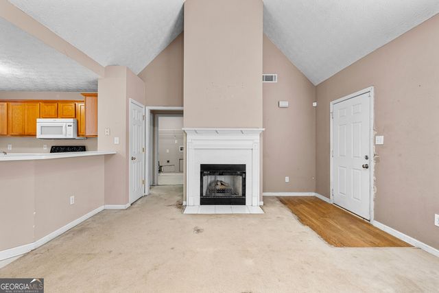 125 Pecan Court, Fayetteville, GA 30215