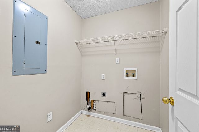 125 Pecan Court, Fayetteville, GA 30215